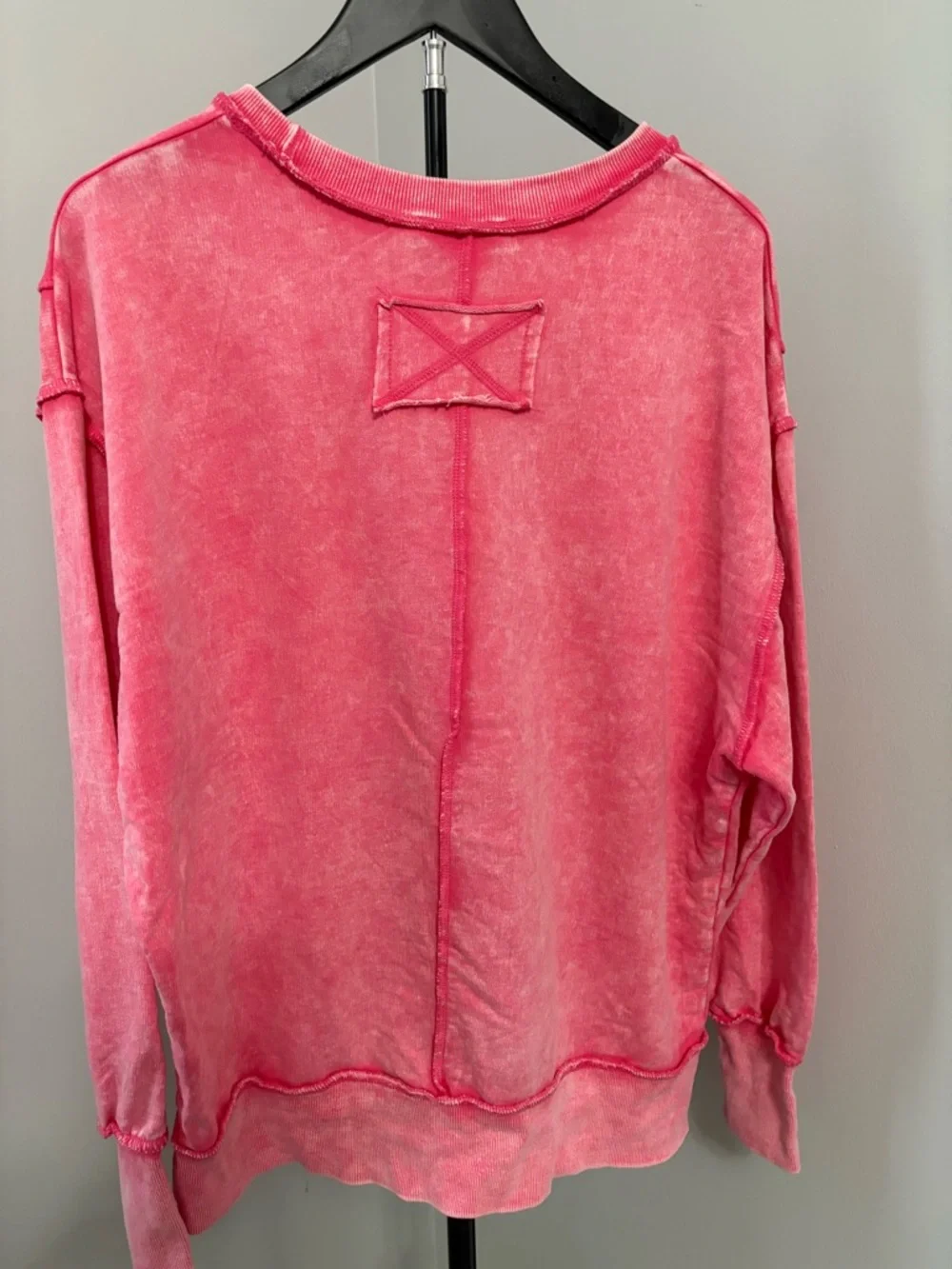 Zenana Acid Wash Exposed Seam Sweatshirt S/M - Picture 3 of 8